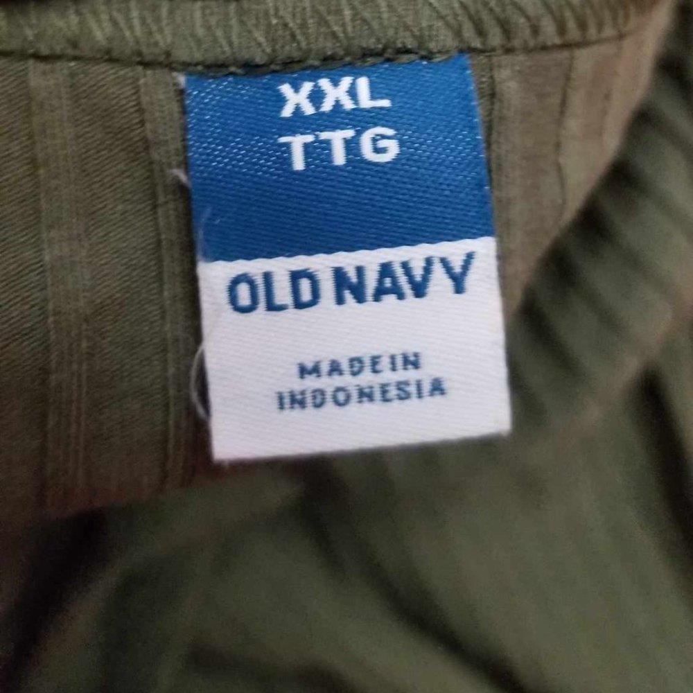 Two Old Navy Ribbed Tanks - Picture 7 of 7